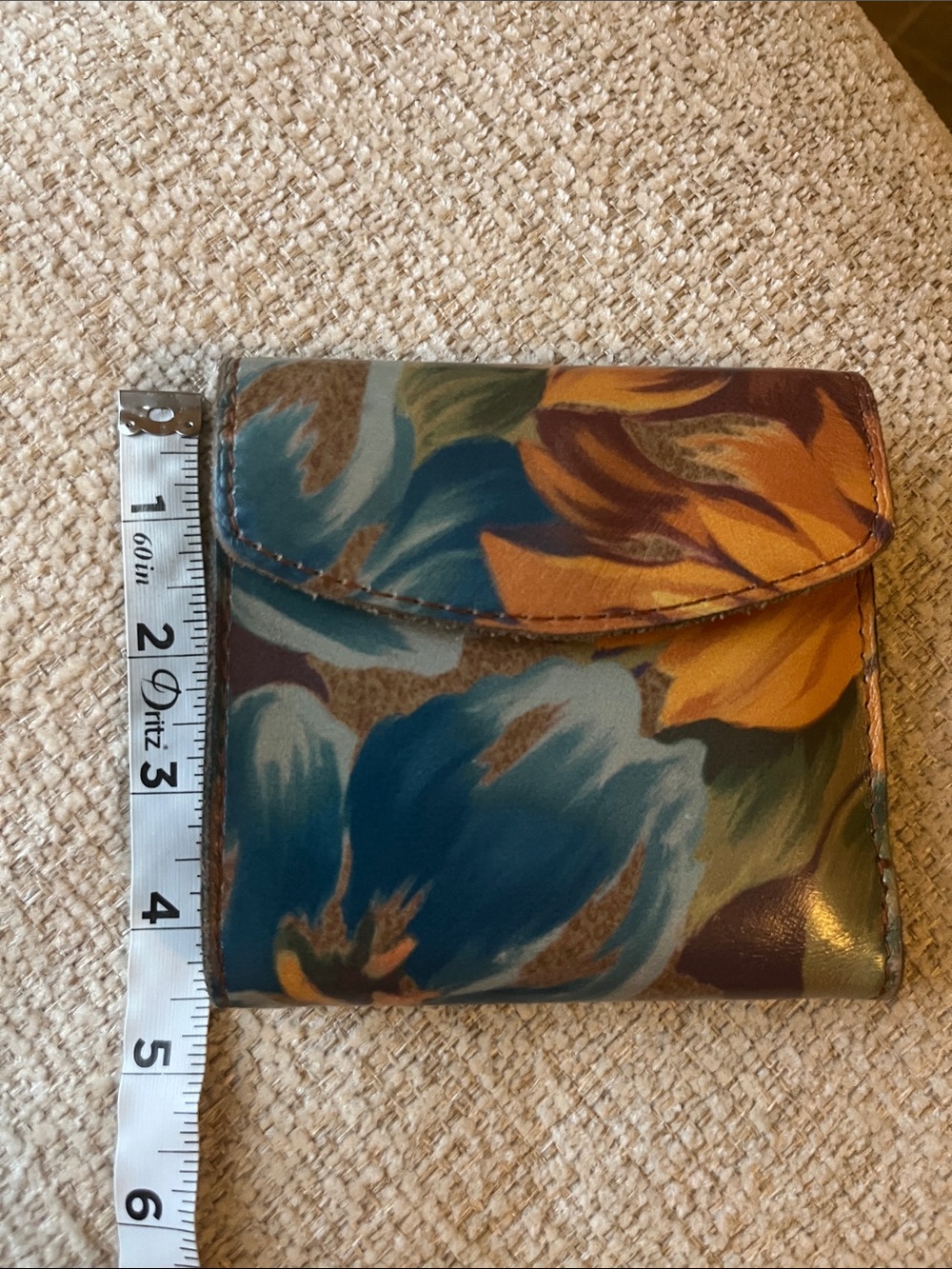 Patricia Nash Bi-Fold Leather Wallet in the vibrant Marigold Harvest seaso - Picture 10 of 10